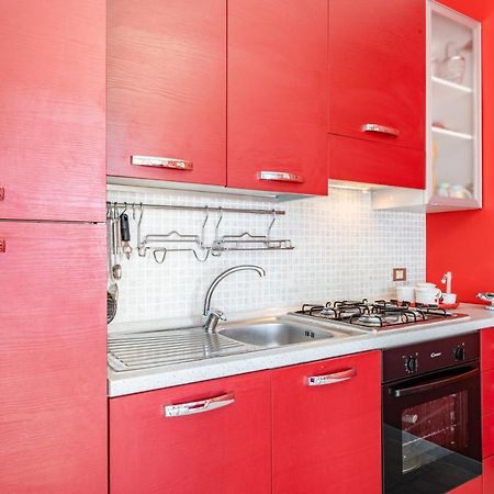 Castello Normanno Modern Sea View Apartment アーチ・カステッロ エクステリア 写真